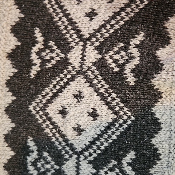 Gray 2XLT sweater - Picture 2 of 3